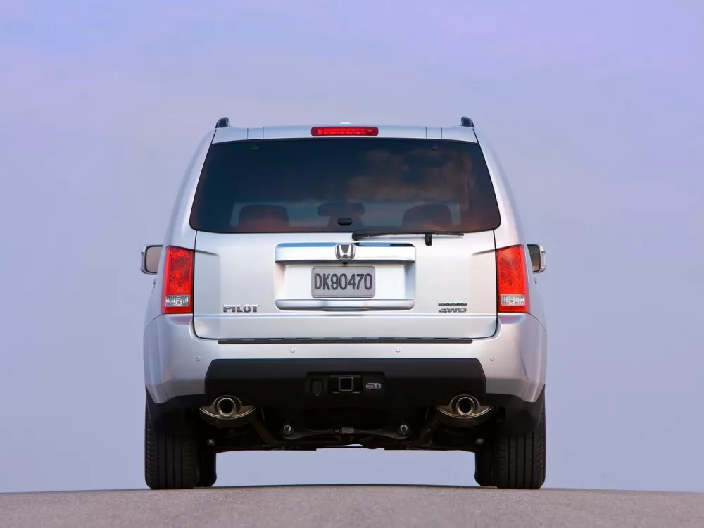 Автомобиль Honda Pilot II Внедорожник (5 дверей)