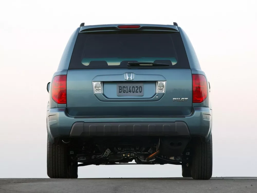 Автомобиль Honda Pilot I Внедорожник (5 дверей)
