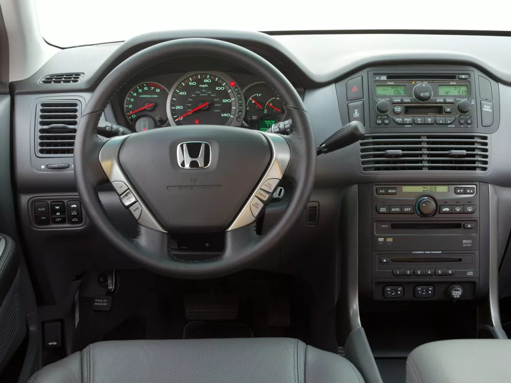 Автомобиль Honda Pilot I Внедорожник (5 дверей)
