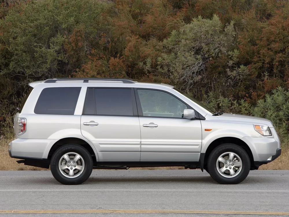 Автомобиль Honda Pilot I Рестайлинг Внедорожник (5 дверей)