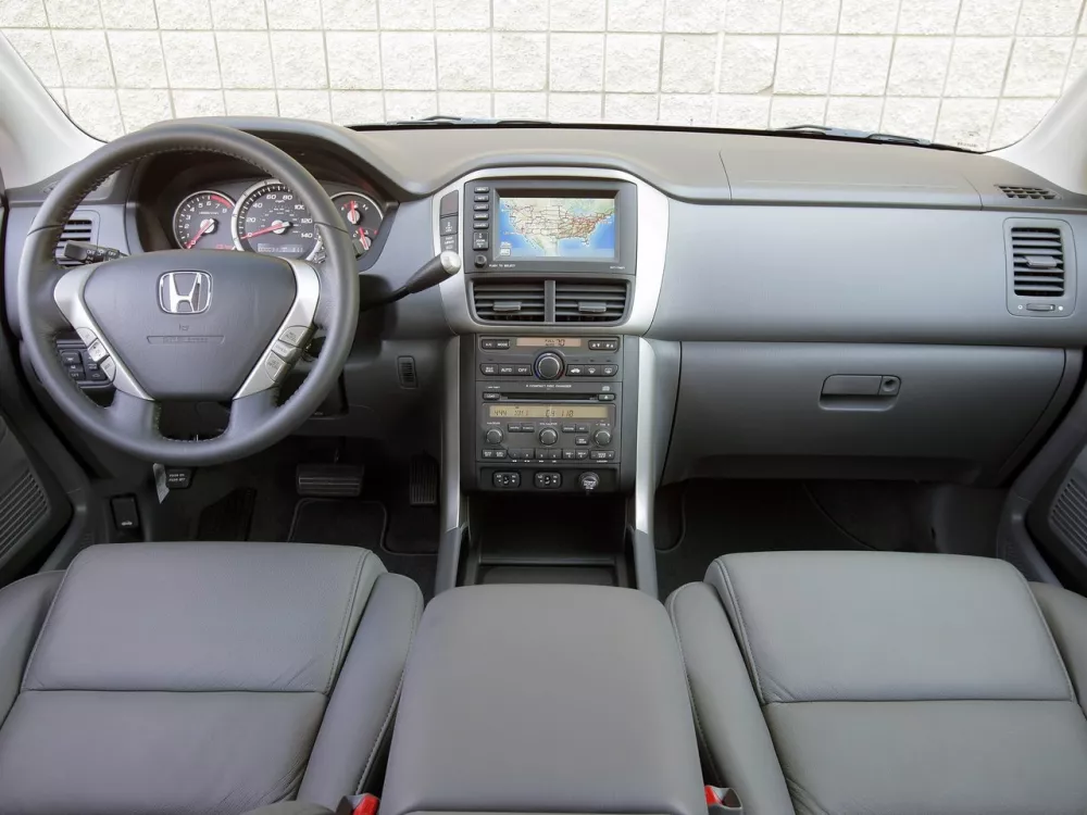 Автомобиль Honda Pilot I Рестайлинг Внедорожник (5 дверей)