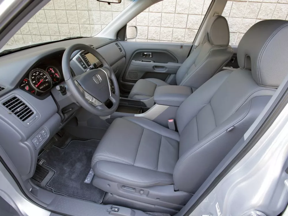 Автомобиль Honda Pilot I Рестайлинг Внедорожник (5 дверей)