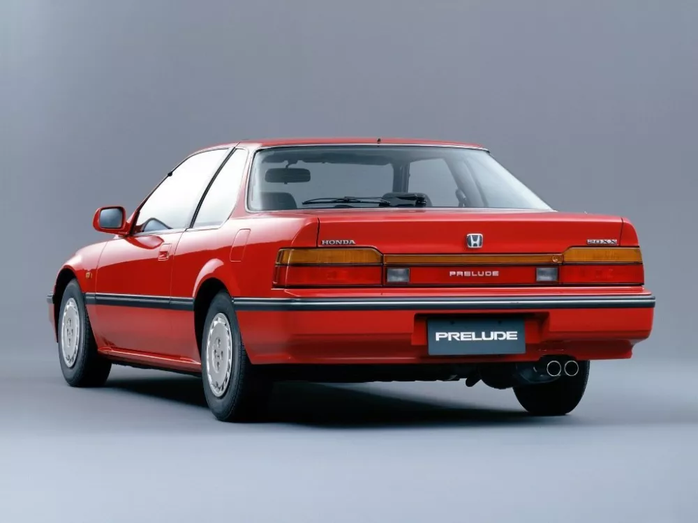 Автомобиль Honda Prelude III Купе