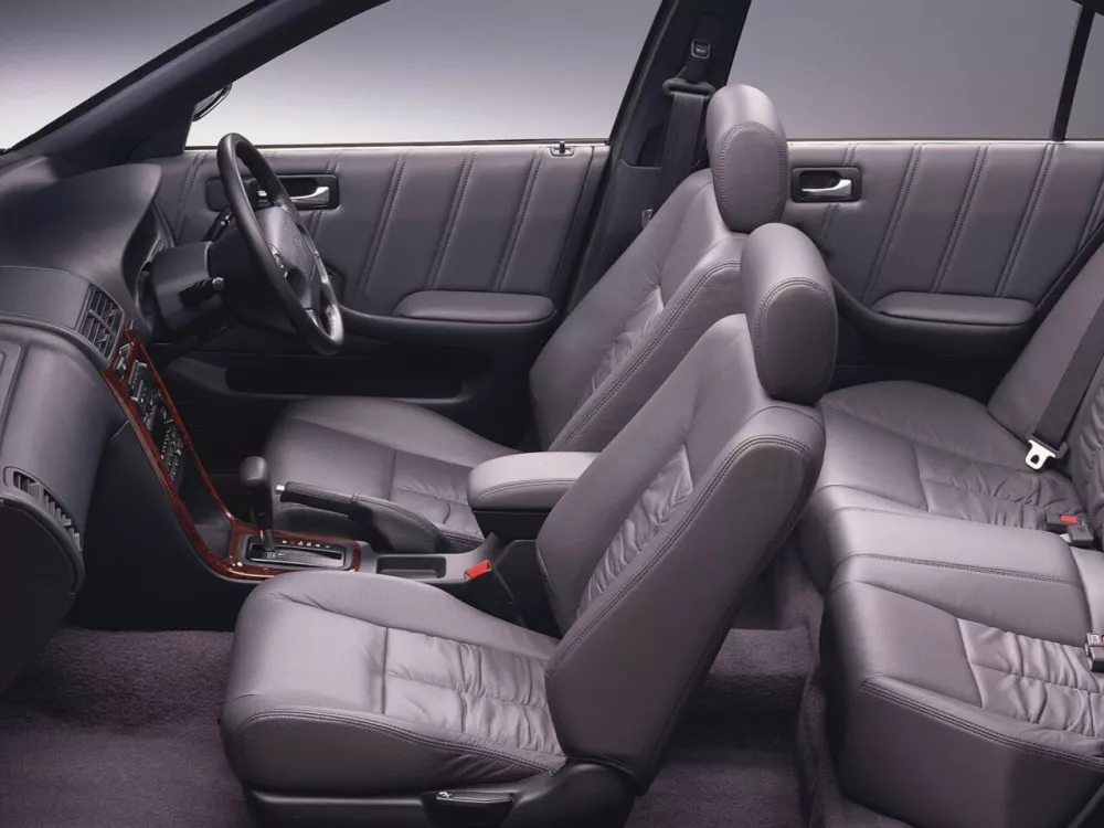 Автомобиль Honda Rafaga Седан