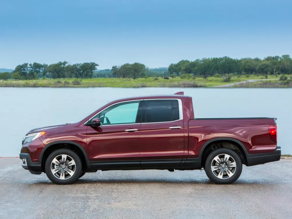 Автомобиль Honda Ridgeline II Пикап Двойная кабина