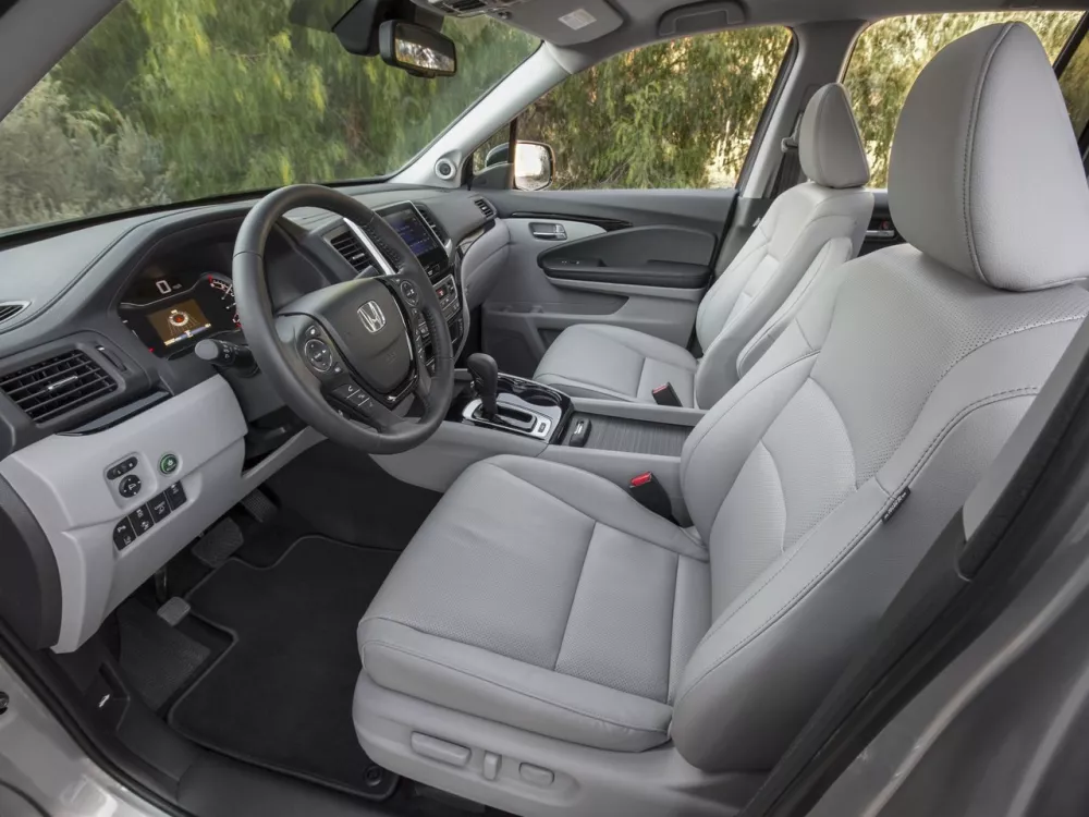 Автомобиль Honda Ridgeline II Пикап Двойная кабина