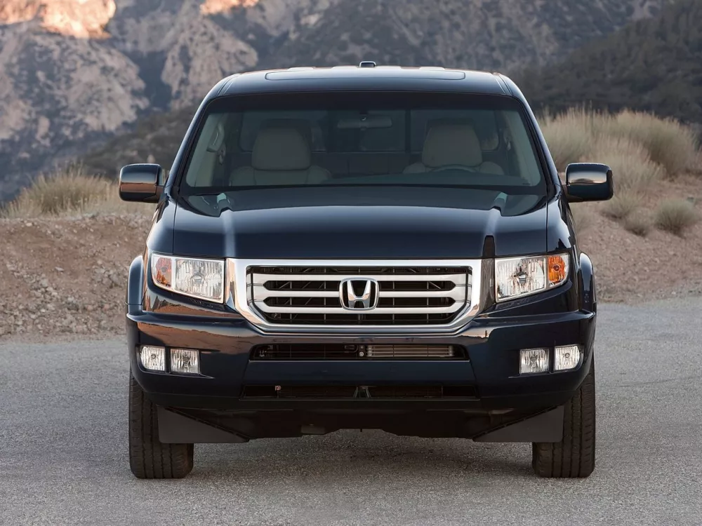 Автомобиль Honda Ridgeline I Рестайлинг Пикап Двойная кабина