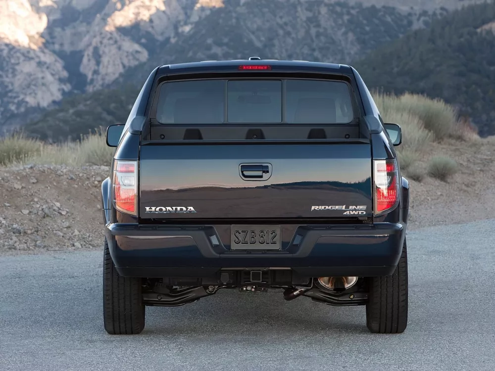 Автомобиль Honda Ridgeline I Рестайлинг Пикап Двойная кабина