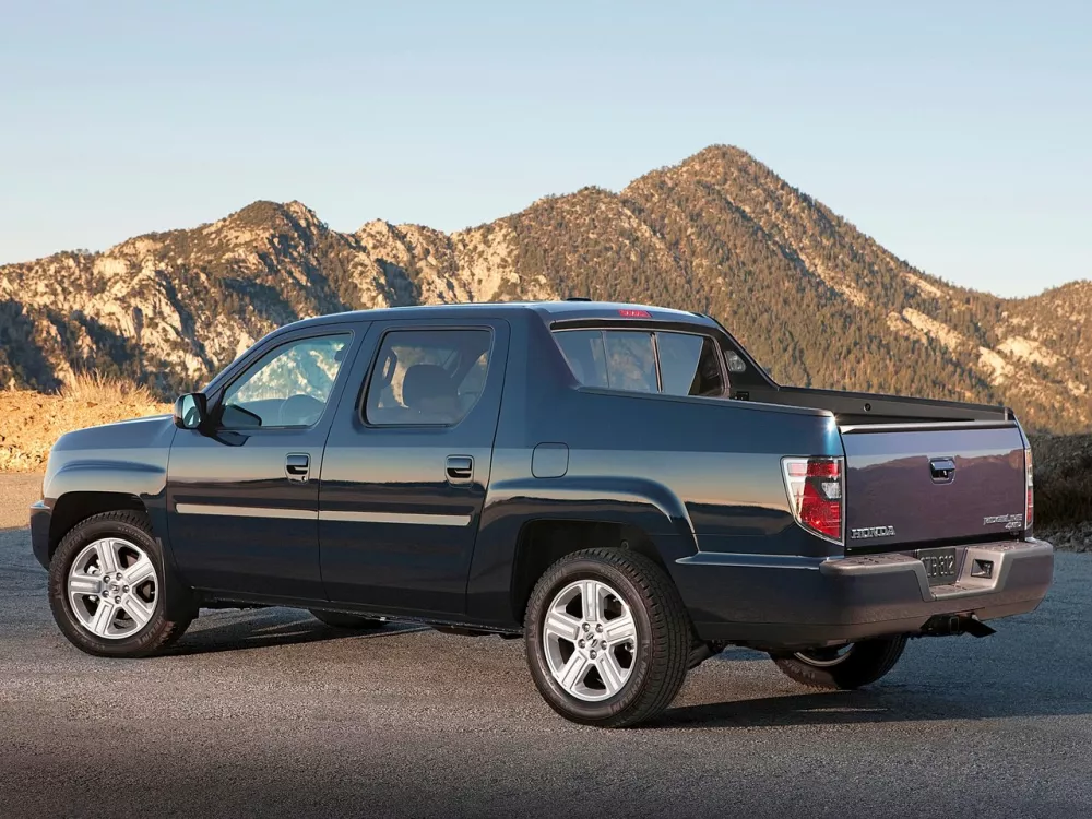 Автомобиль Honda Ridgeline I Рестайлинг Пикап Двойная кабина