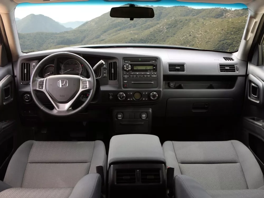 Автомобиль Honda Ridgeline I Рестайлинг Пикап Двойная кабина