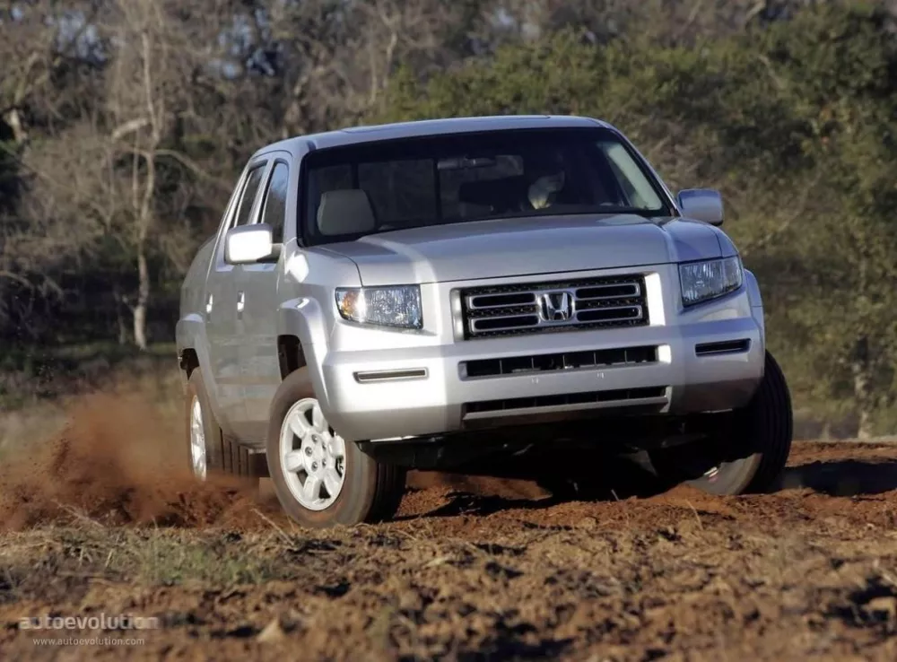 Автомобиль Honda Ridgeline I Пикап Двойная кабина