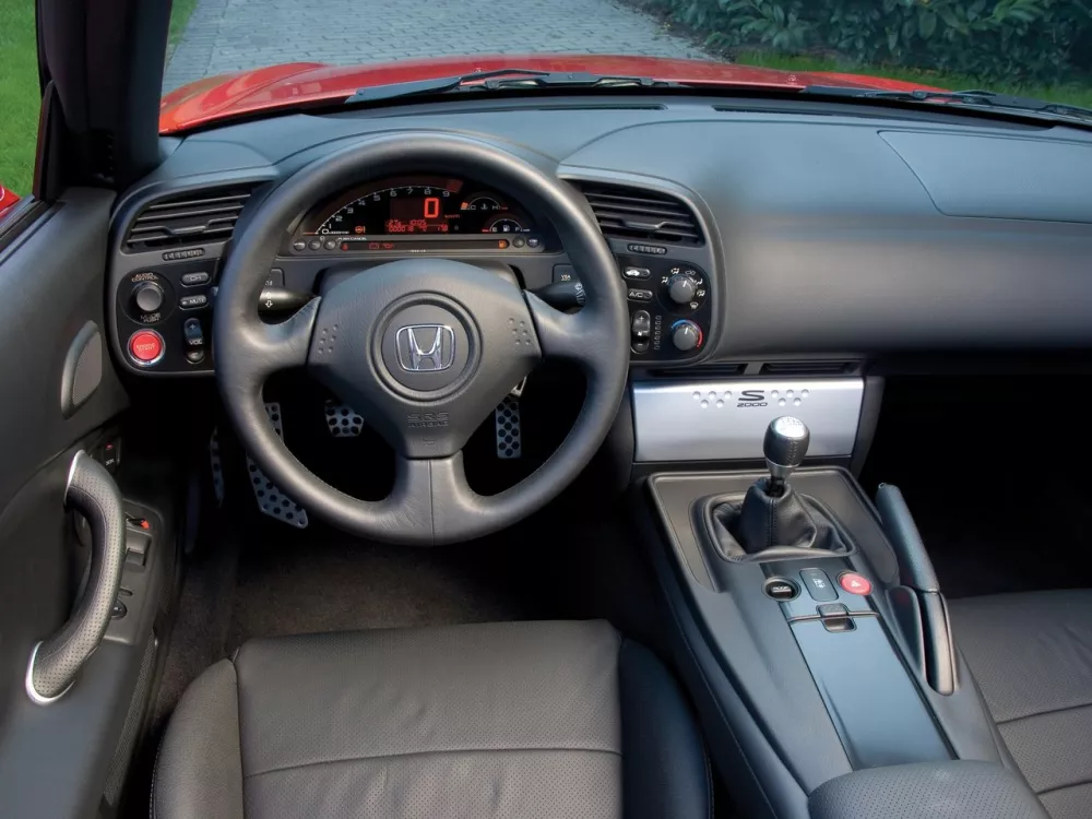 Автомобиль Honda S2000 I Рестайлинг (AP2) Кабриолет