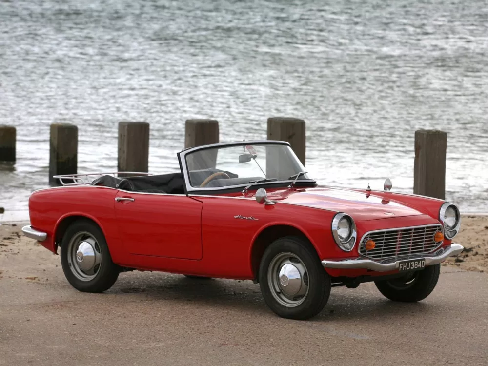 Автомобиль Honda S600 I Кабриолет