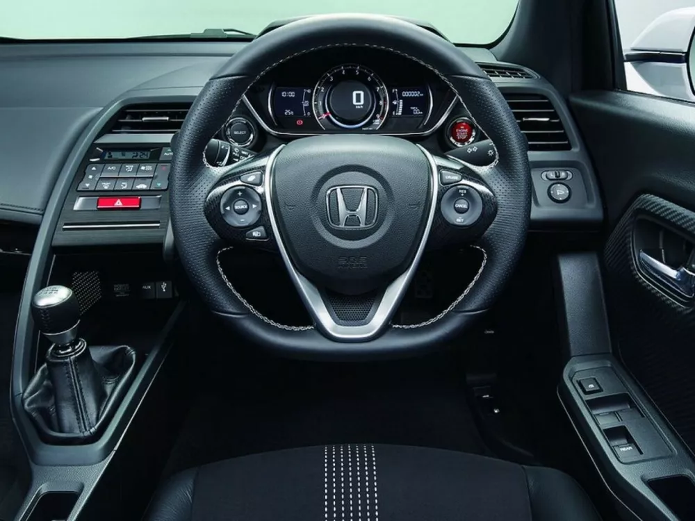 Автомобиль Honda S660 Родстер