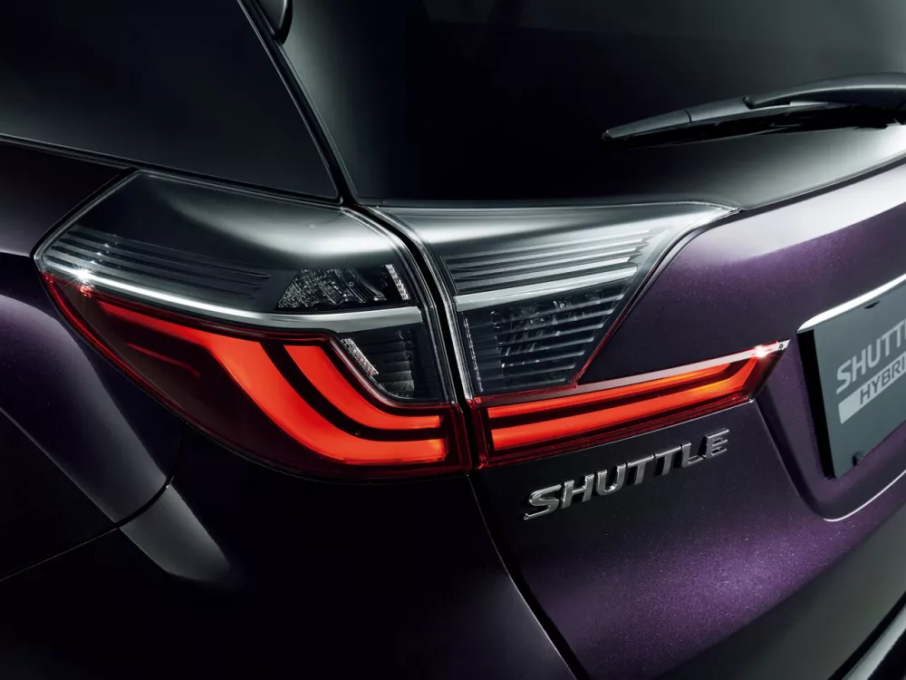 Автомобиль Honda Shuttle II Рестайлинг Универсал (5 дверей)