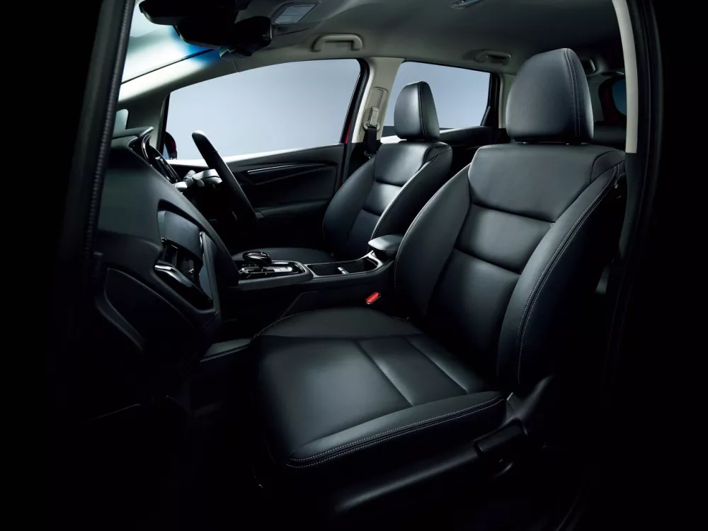 Автомобиль Honda Shuttle II Рестайлинг Универсал (5 дверей)