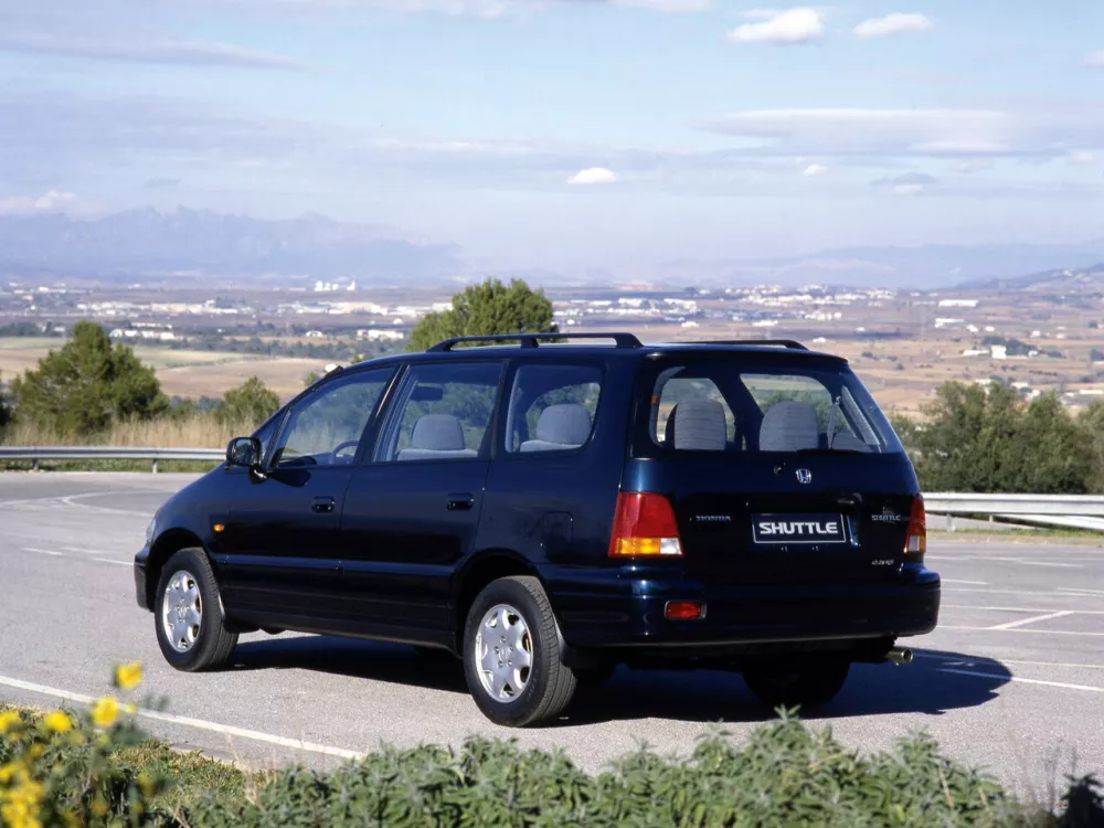 Автомобиль Honda Shuttle I Компактвэн