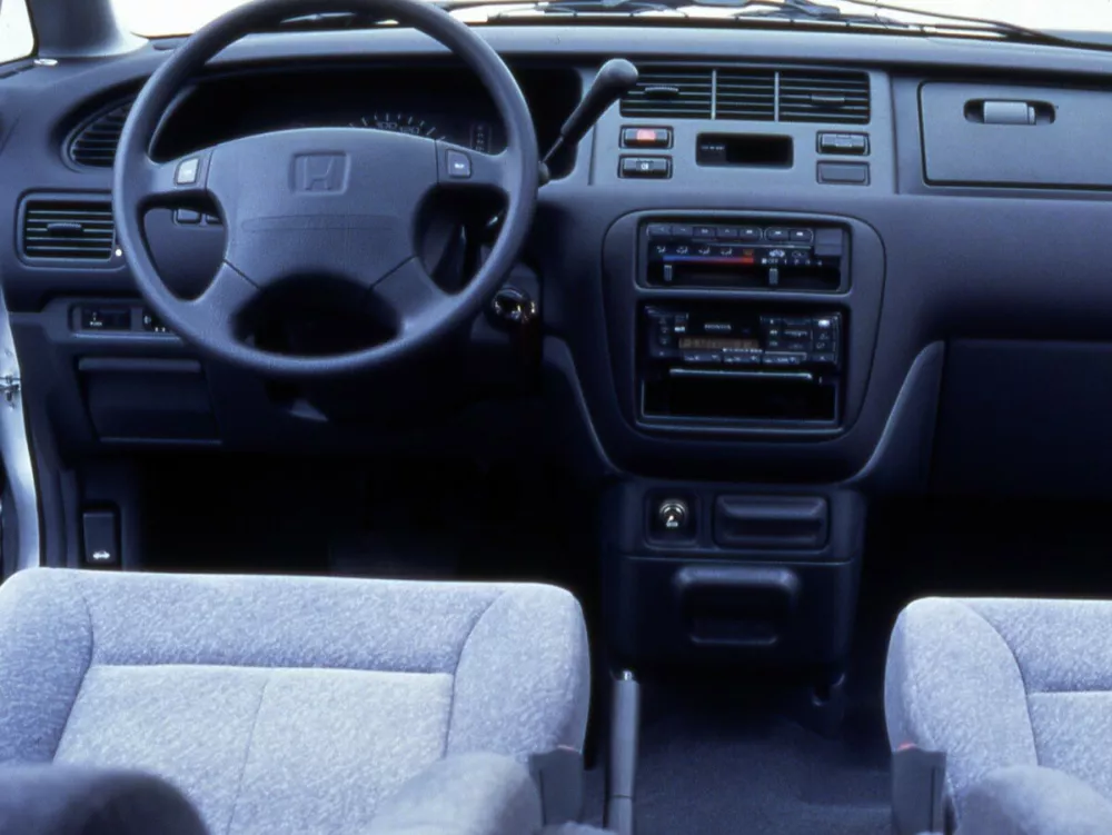 Автомобиль Honda Shuttle I Компактвэн