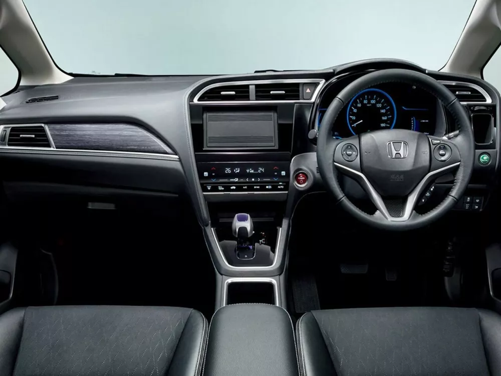 Автомобиль Honda Shuttle II Универсал (5 дверей)