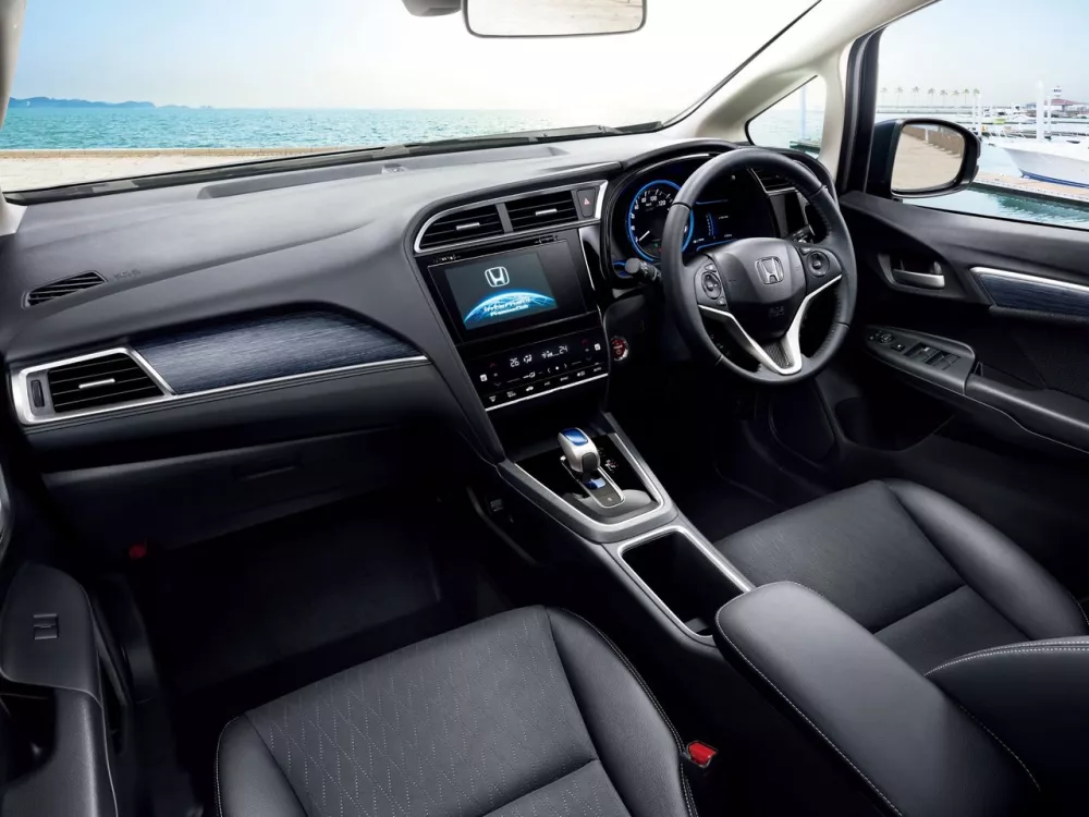 Автомобиль Honda Shuttle II Универсал (5 дверей)
