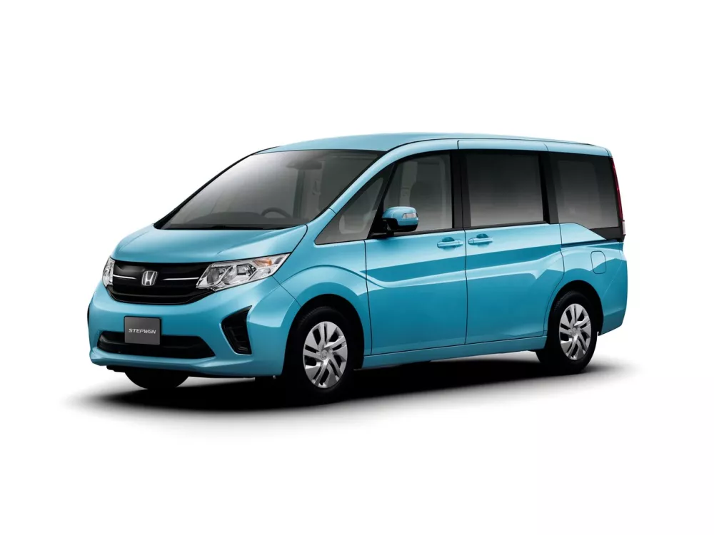 Автомобиль Honda Stepwgn V Рестайлинг Минивэн