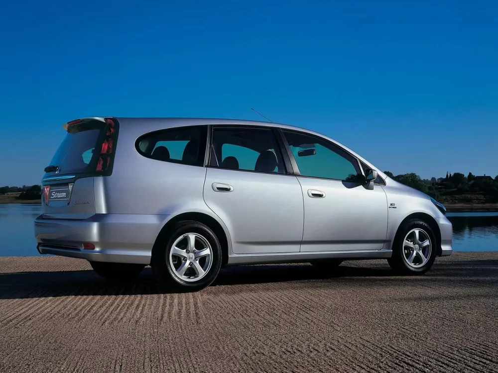 Автомобиль Honda Stream I Рестайлинг Компактвэн