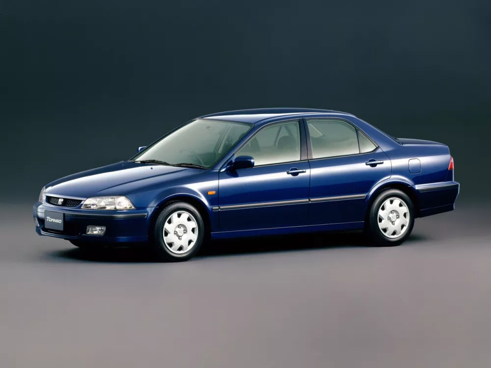 Автомобиль Honda Torneo Седан