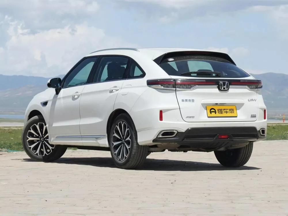 Автомобиль Honda UR-V I Рестайлинг 2 Внедорожник (5 дверей)