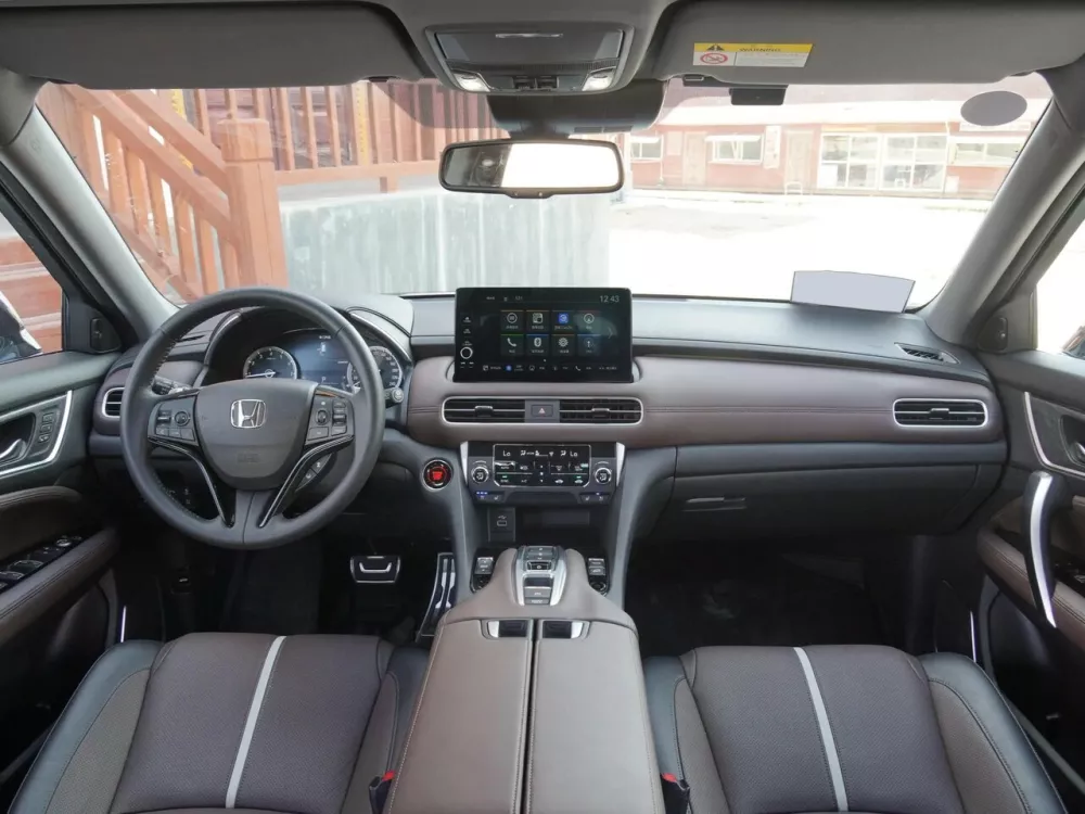Автомобиль Honda UR-V I Рестайлинг 2 Внедорожник (5 дверей)