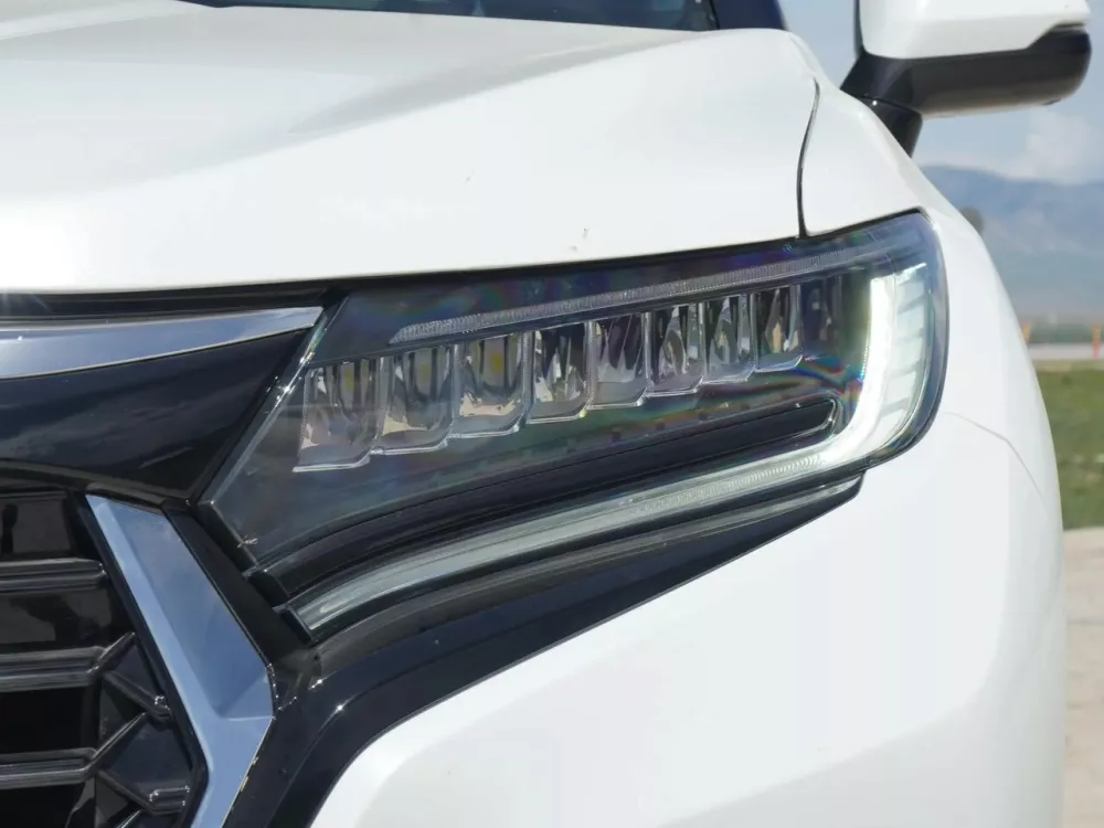 Автомобиль Honda UR-V I Рестайлинг 2 Внедорожник (5 дверей)