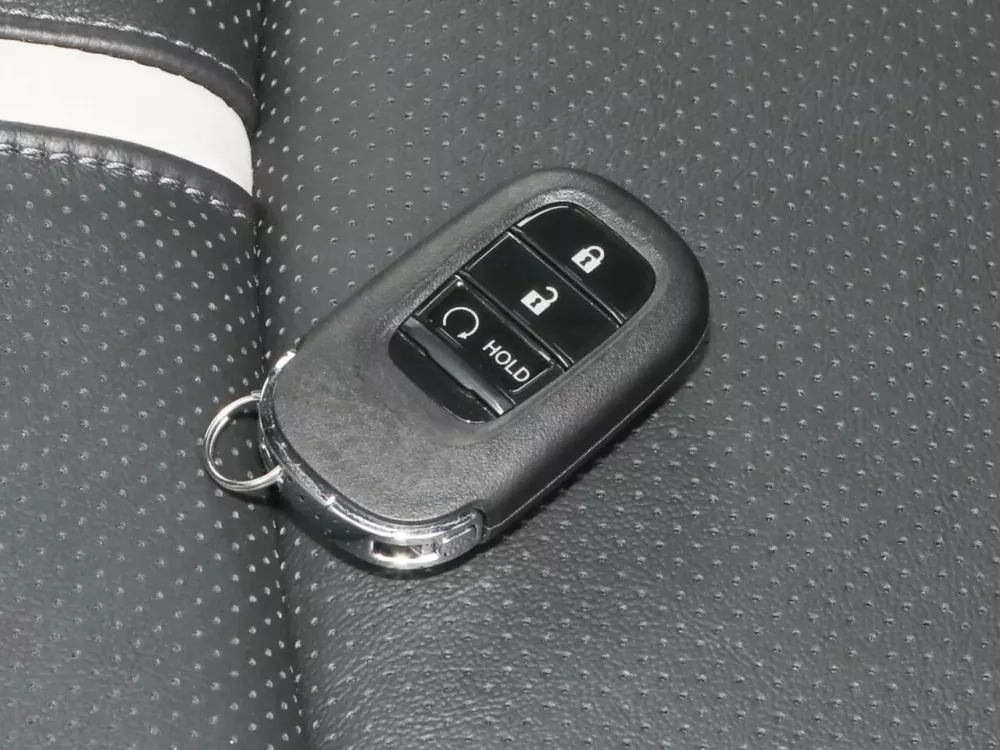 Автомобиль Honda UR-V I Рестайлинг 2 Внедорожник (5 дверей)