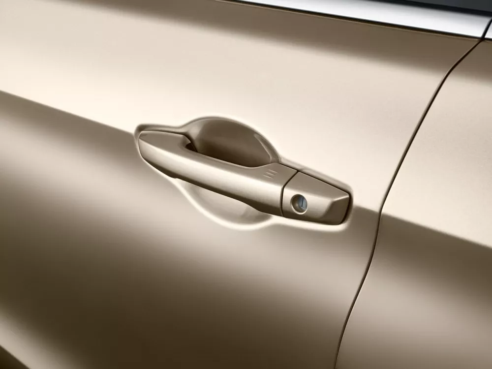 Автомобиль Honda UR-V I Внедорожник (5 дверей)