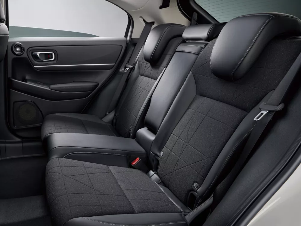 Автомобиль Honda Vezel II Рестайлинг Внедорожник (5 дверей)