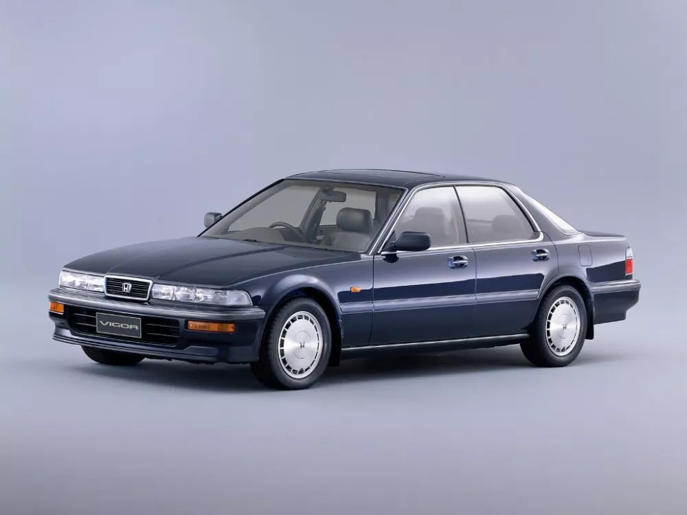 Автомобиль Honda Vigor III Седан