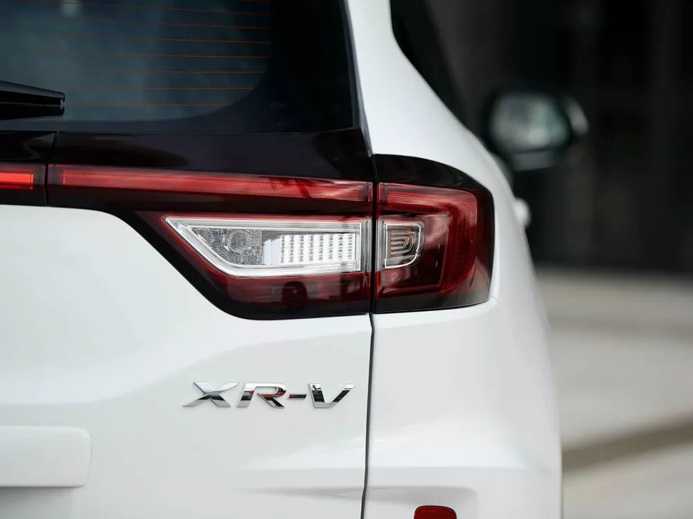 Автомобиль Honda XR-V I Внедорожник (5 дверей)