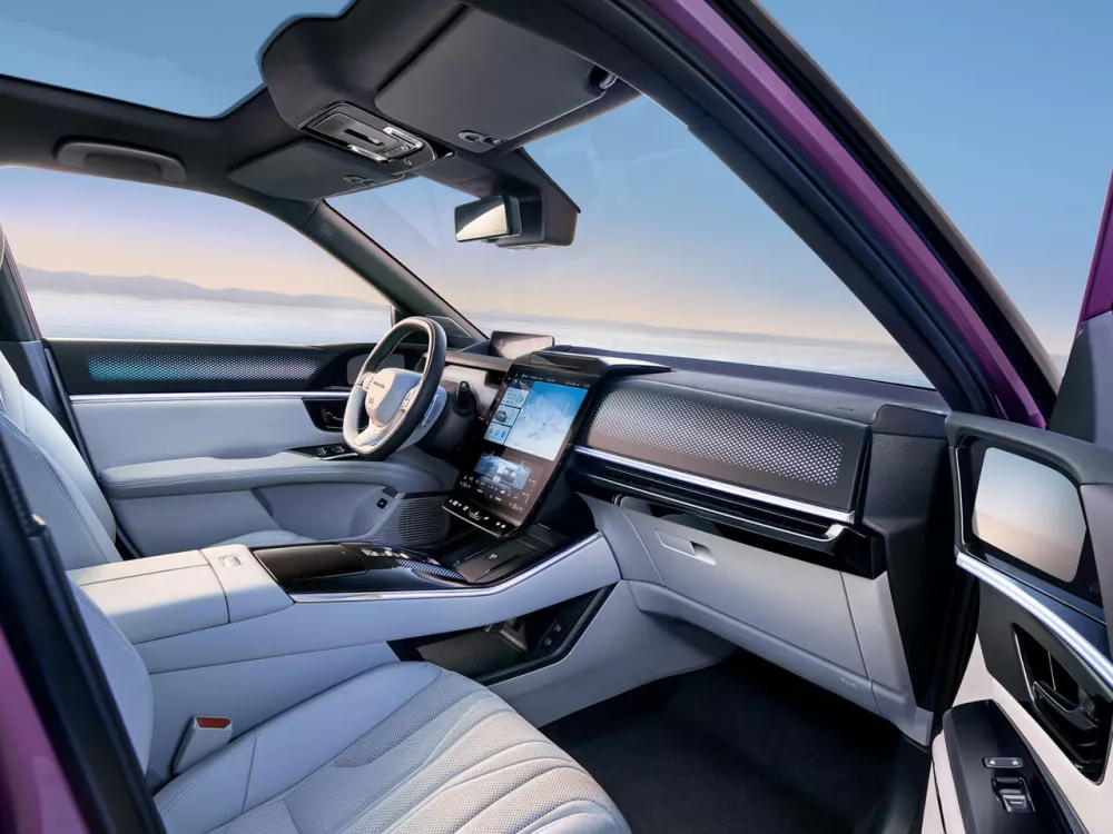 Автомобиль Honda Ye P7 Внедорожник (5 дверей)