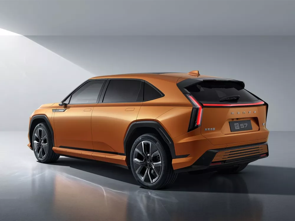 Автомобиль Honda Ye S7 Внедорожник (5 дверей)