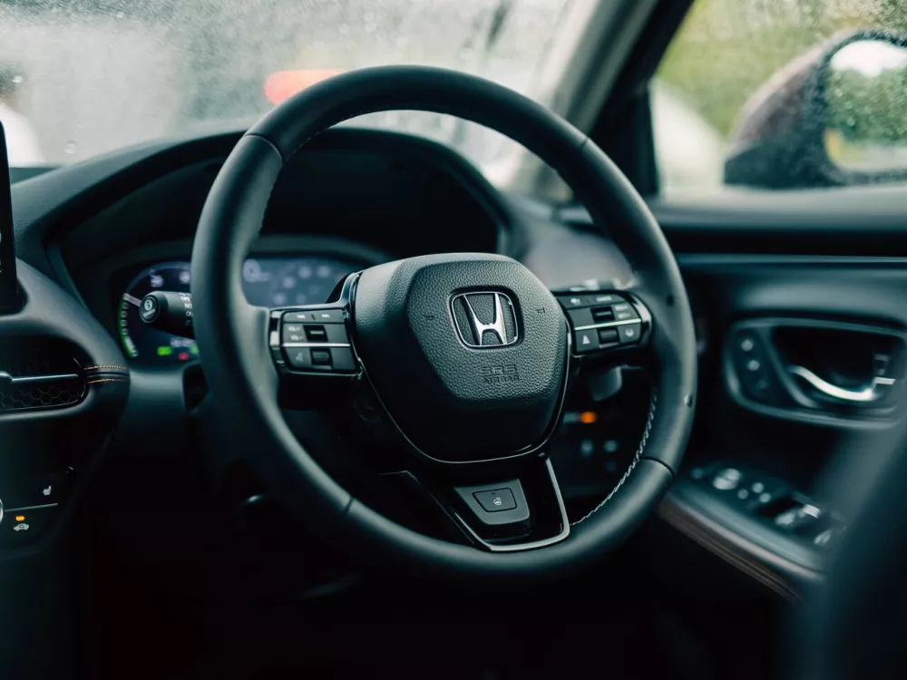 Автомобиль Honda ZR-V Внедорожник (5 дверей)