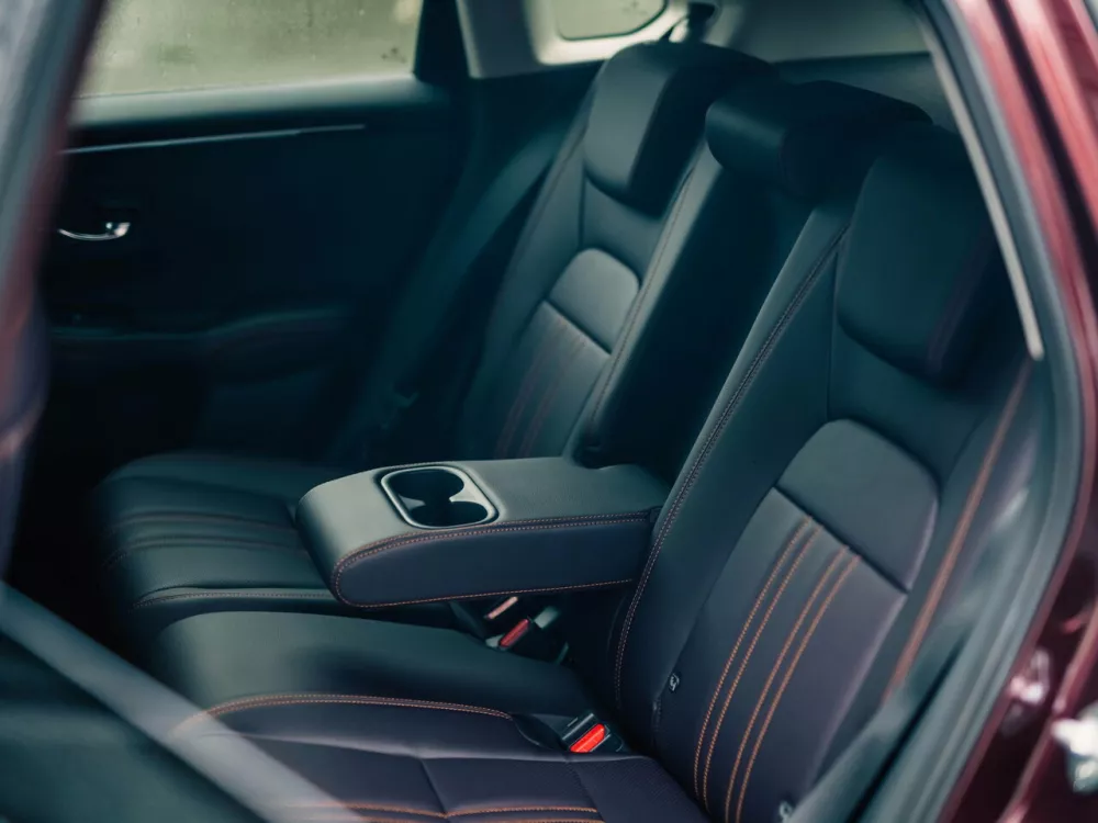 Автомобиль Honda ZR-V Внедорожник (5 дверей)