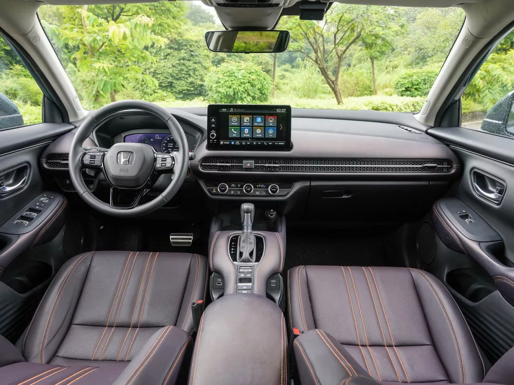 Автомобиль Honda ZR-V Внедорожник (5 дверей)