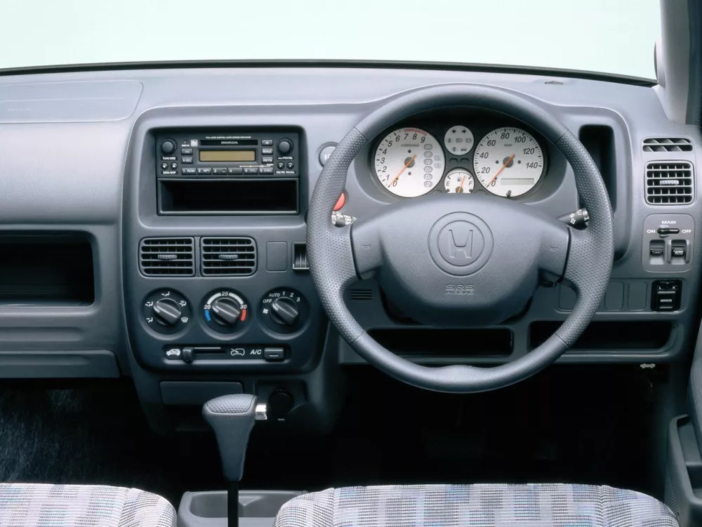 Автомобиль Honda Z Хэтчбек (3 двери)