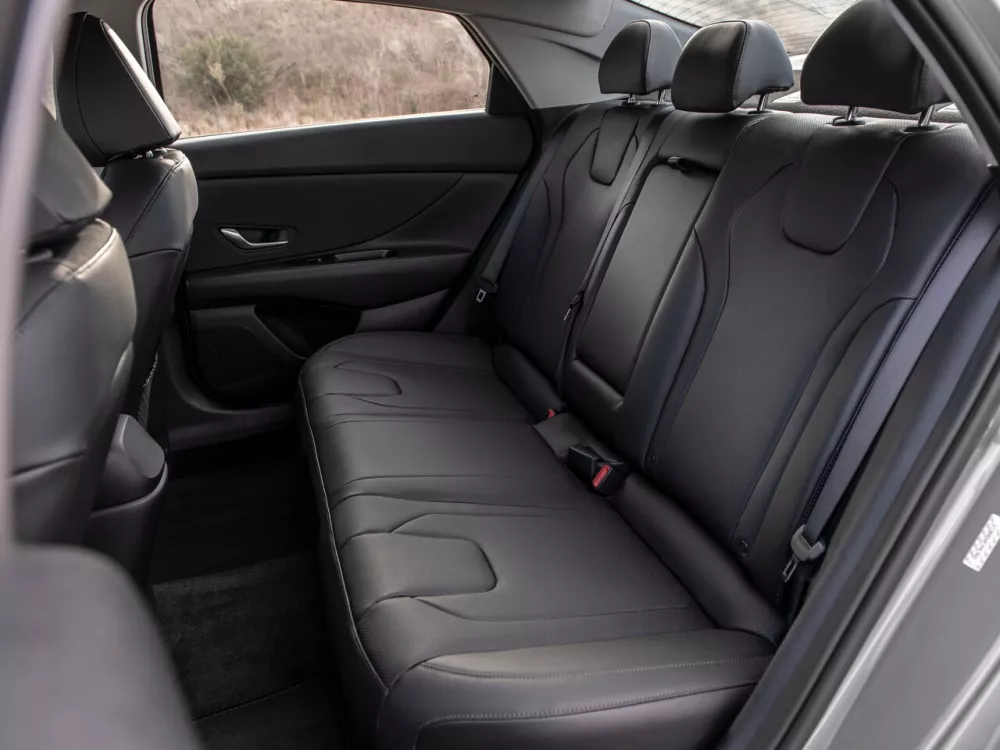 Автомобиль Hyundai Avante VII Седан
