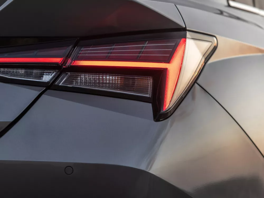 Автомобиль Hyundai Avante VII Седан