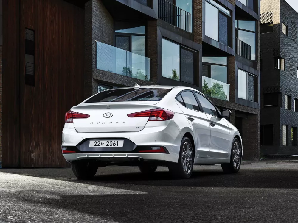 Автомобиль Hyundai Avante VI Рестайлинг Седан