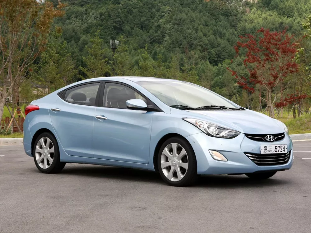 Автомобиль Hyundai Avante V Седан