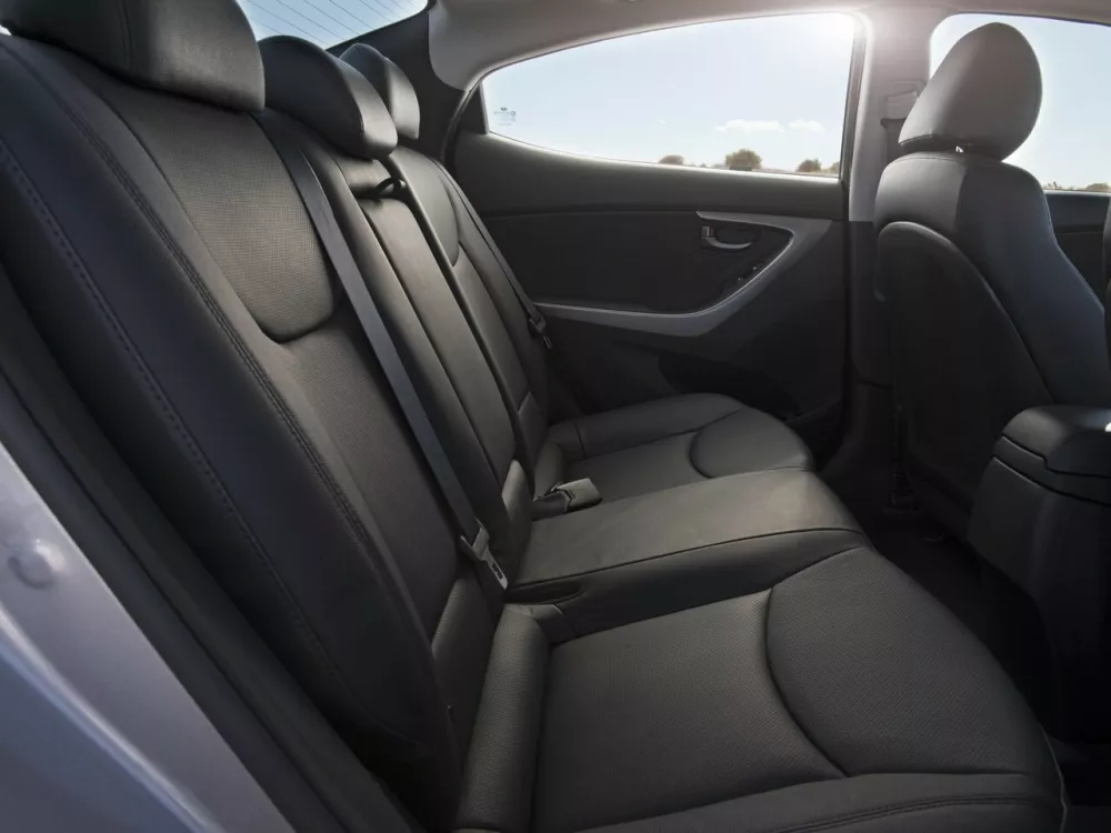 Автомобиль Hyundai Avante V Седан