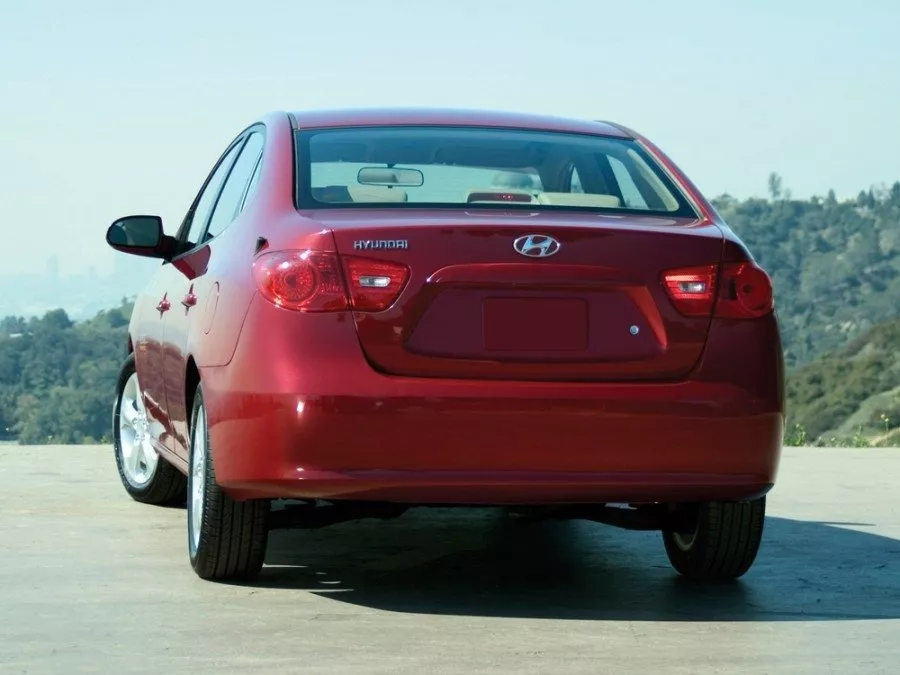 Автомобиль Hyundai Avante IV Седан