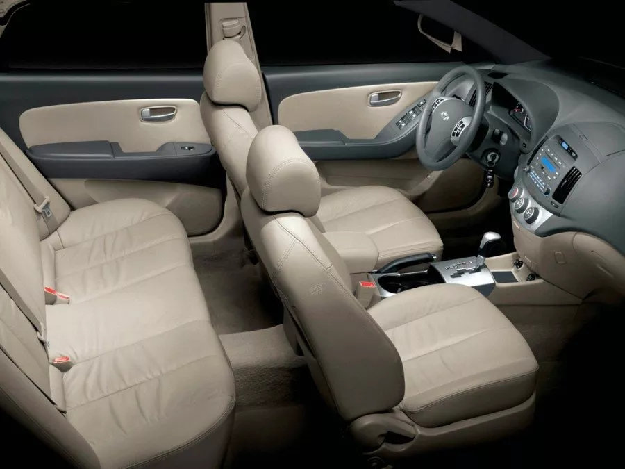 Автомобиль Hyundai Avante IV Седан