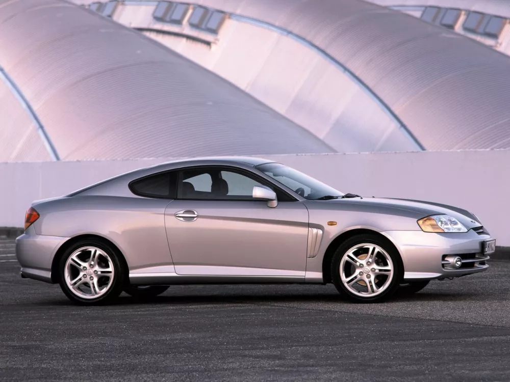 Автомобиль Hyundai Coupe II (GK) Купе
