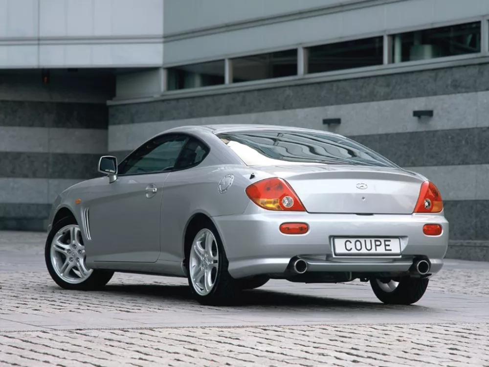 Автомобиль Hyundai Coupe II (GK) Купе